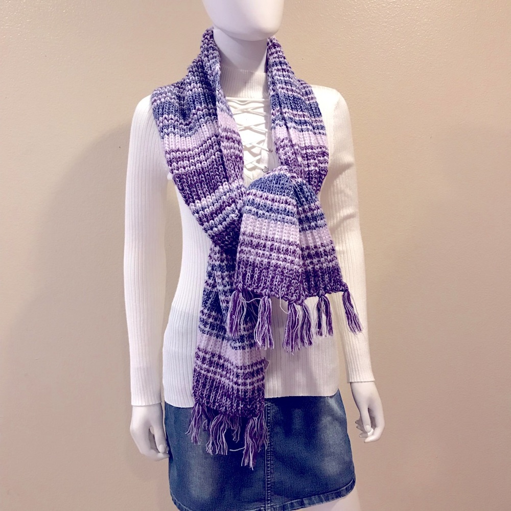 Evsie Knitted Scarf NEW Purple Blue Soft Fringe Wide Winter Festival Gift - Picture 2 of 8